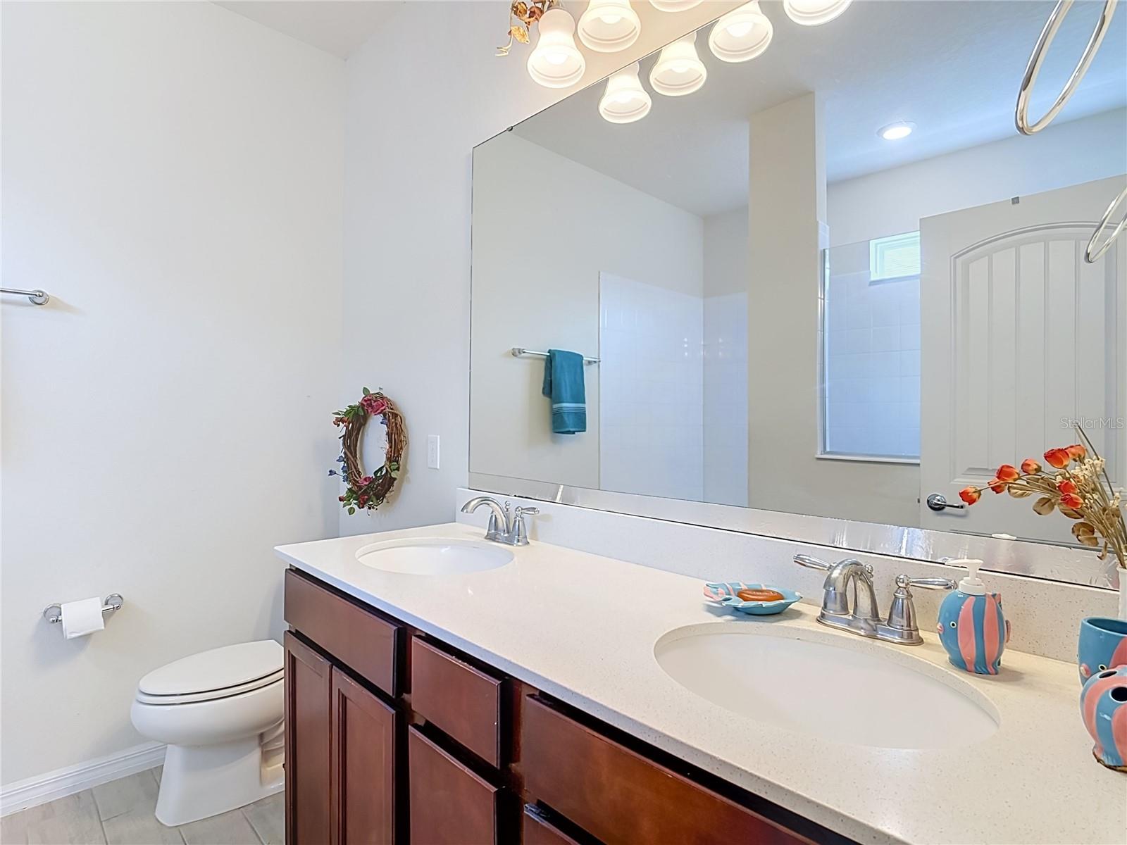 2723 Forestdale St Property Photo 27