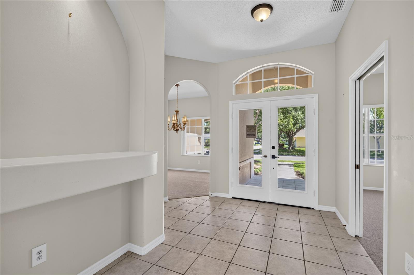 3677 Whisperwood Cir Property Photo 4