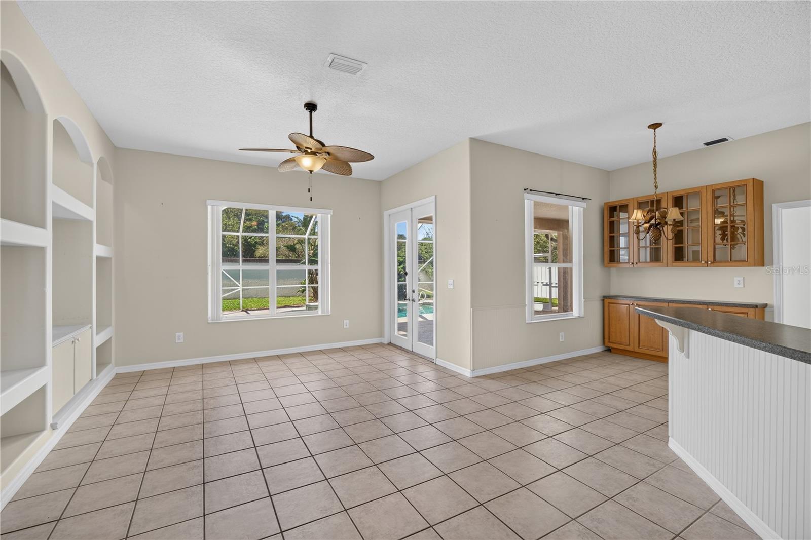 3677 Whisperwood Cir Property Photo 5