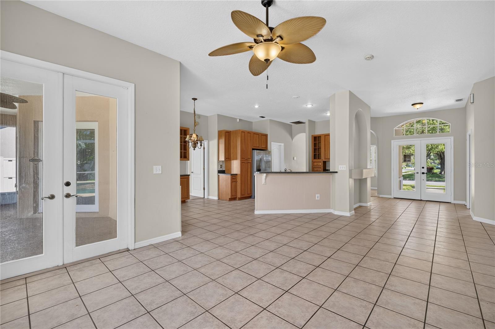 3677 Whisperwood Cir Property Photo 6