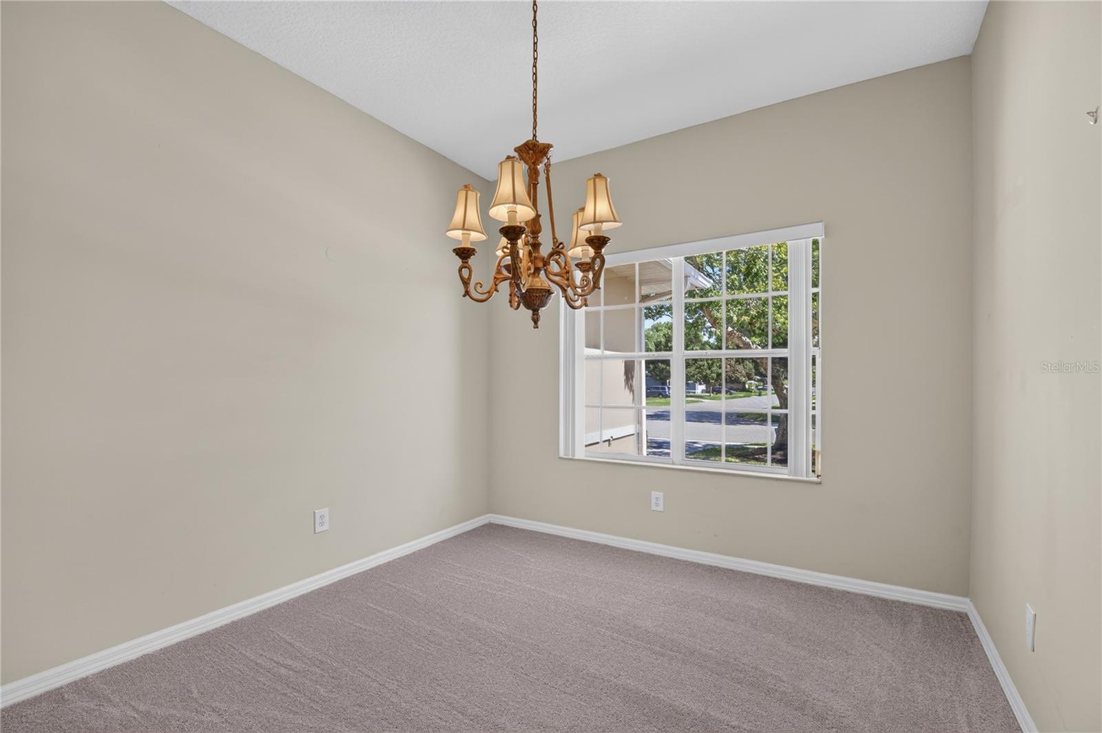3677 Whisperwood Cir Property Photo 13