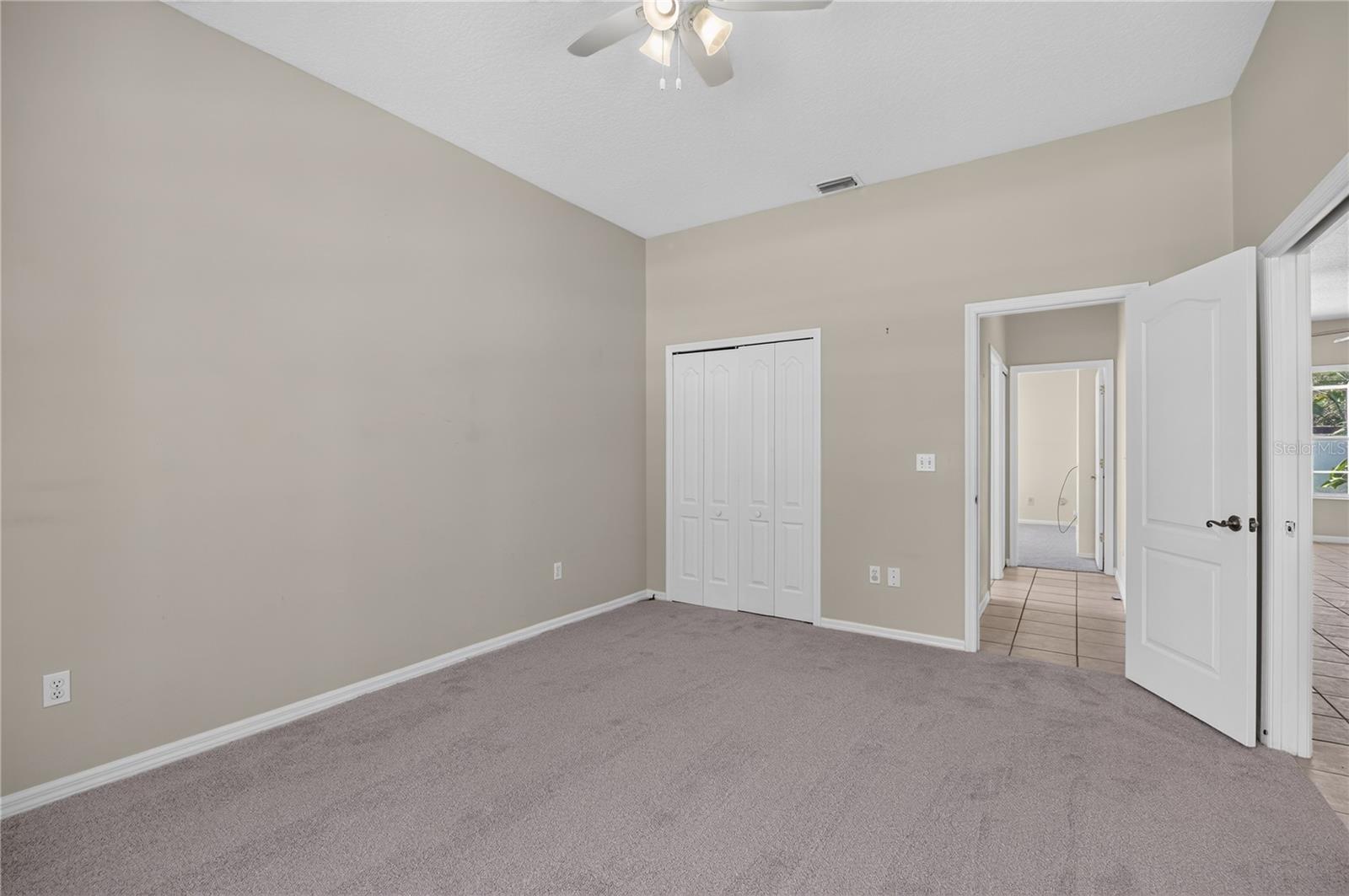 3677 Whisperwood Cir Property Photo 18