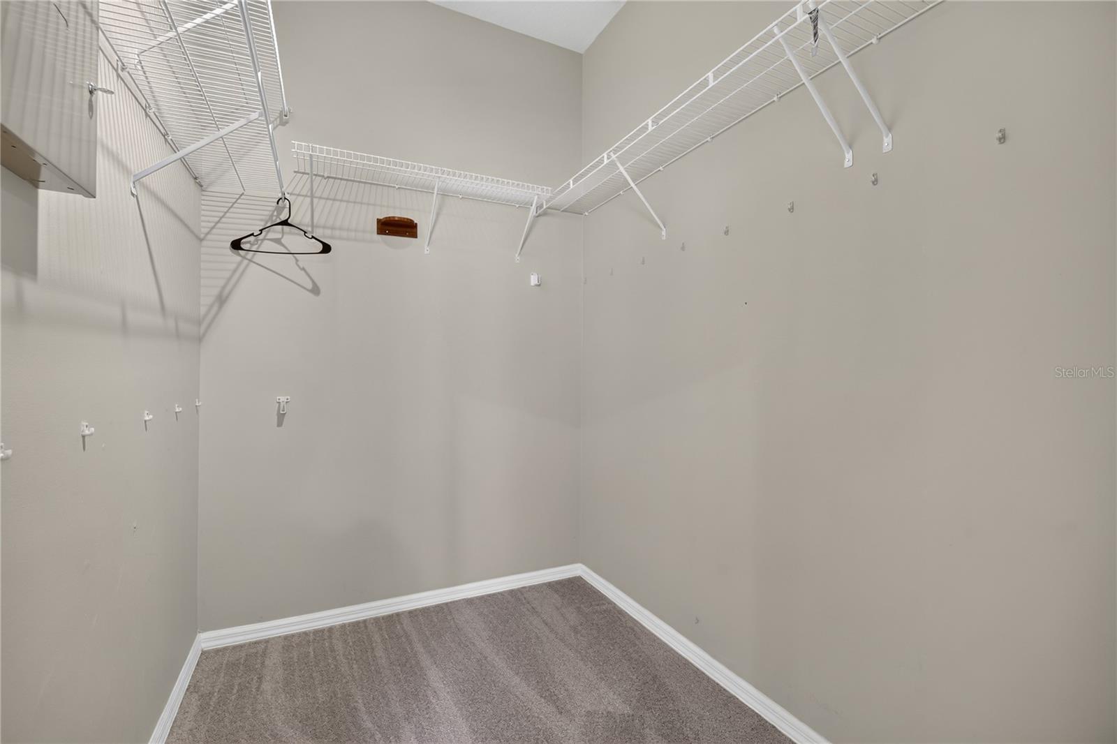 3677 Whisperwood Cir Property Photo 21