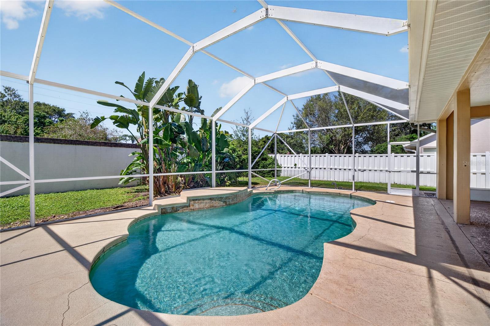 3677 Whisperwood Cir Property Photo 31
