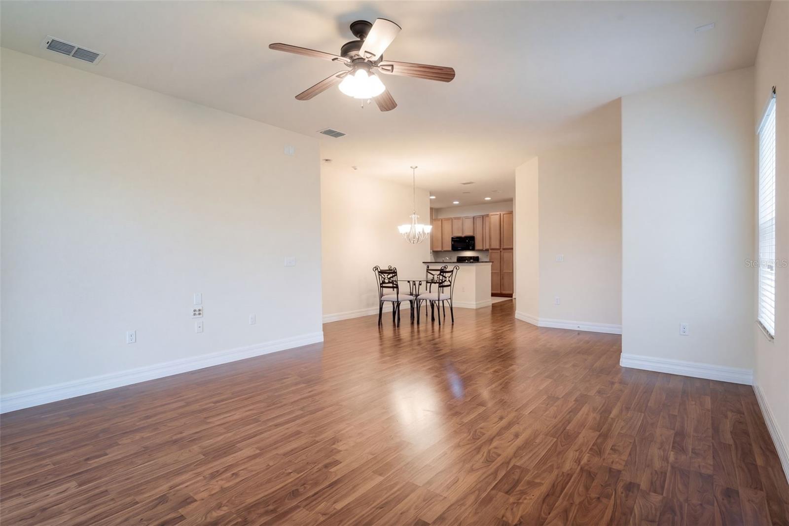 10419 Belfry Cir Property Photo 5