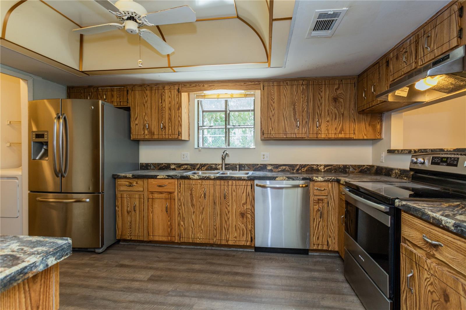 540 Belltower Ave #370 Property Photo 5