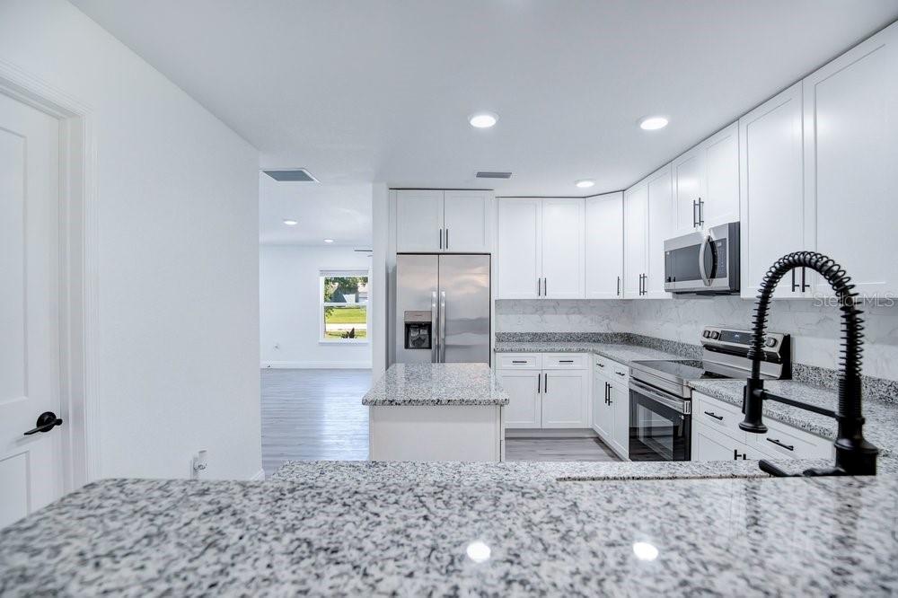 1119 Willow Ave Property Photo 9