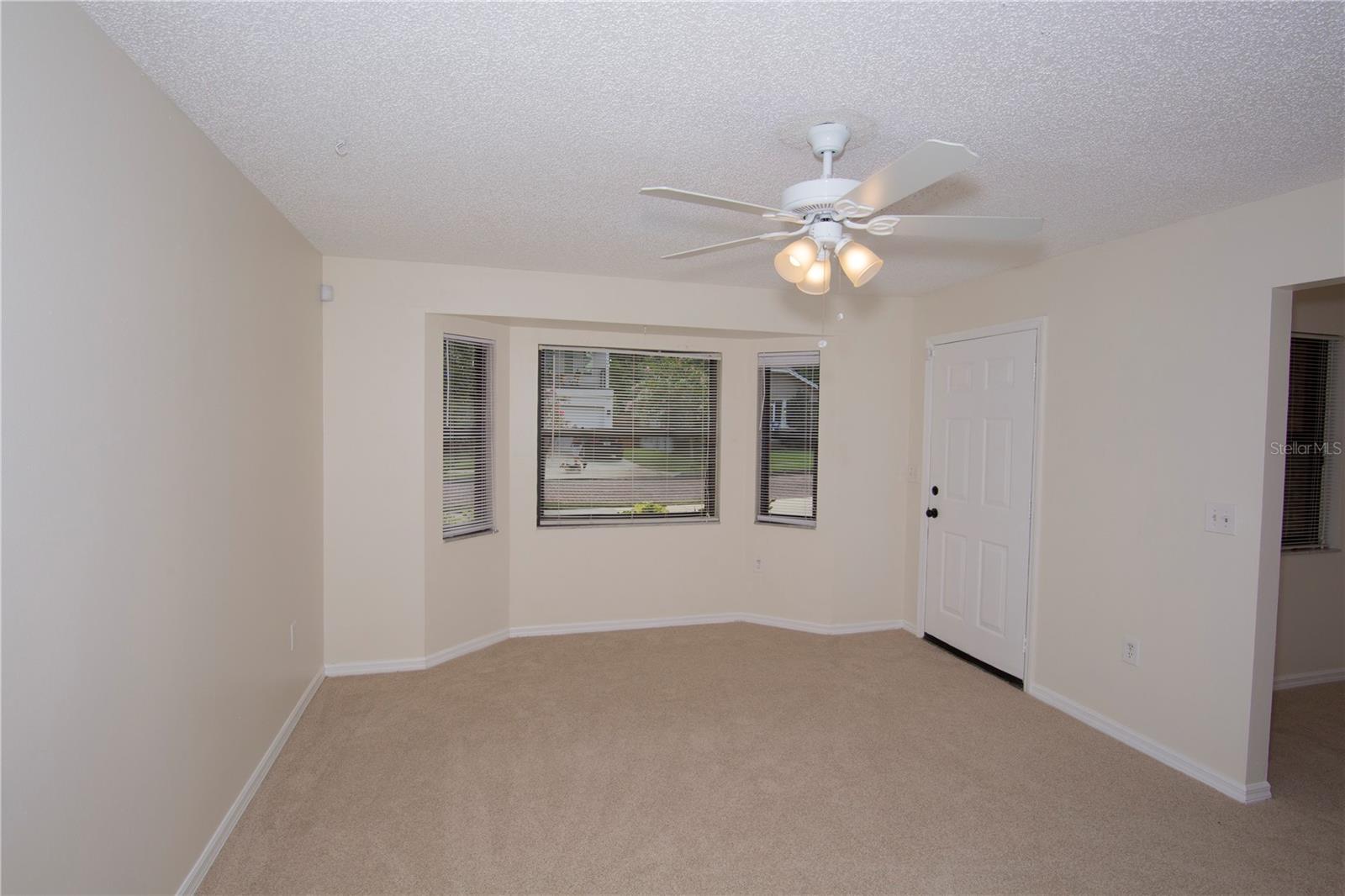 1618 Asher Ln Property Photo 3