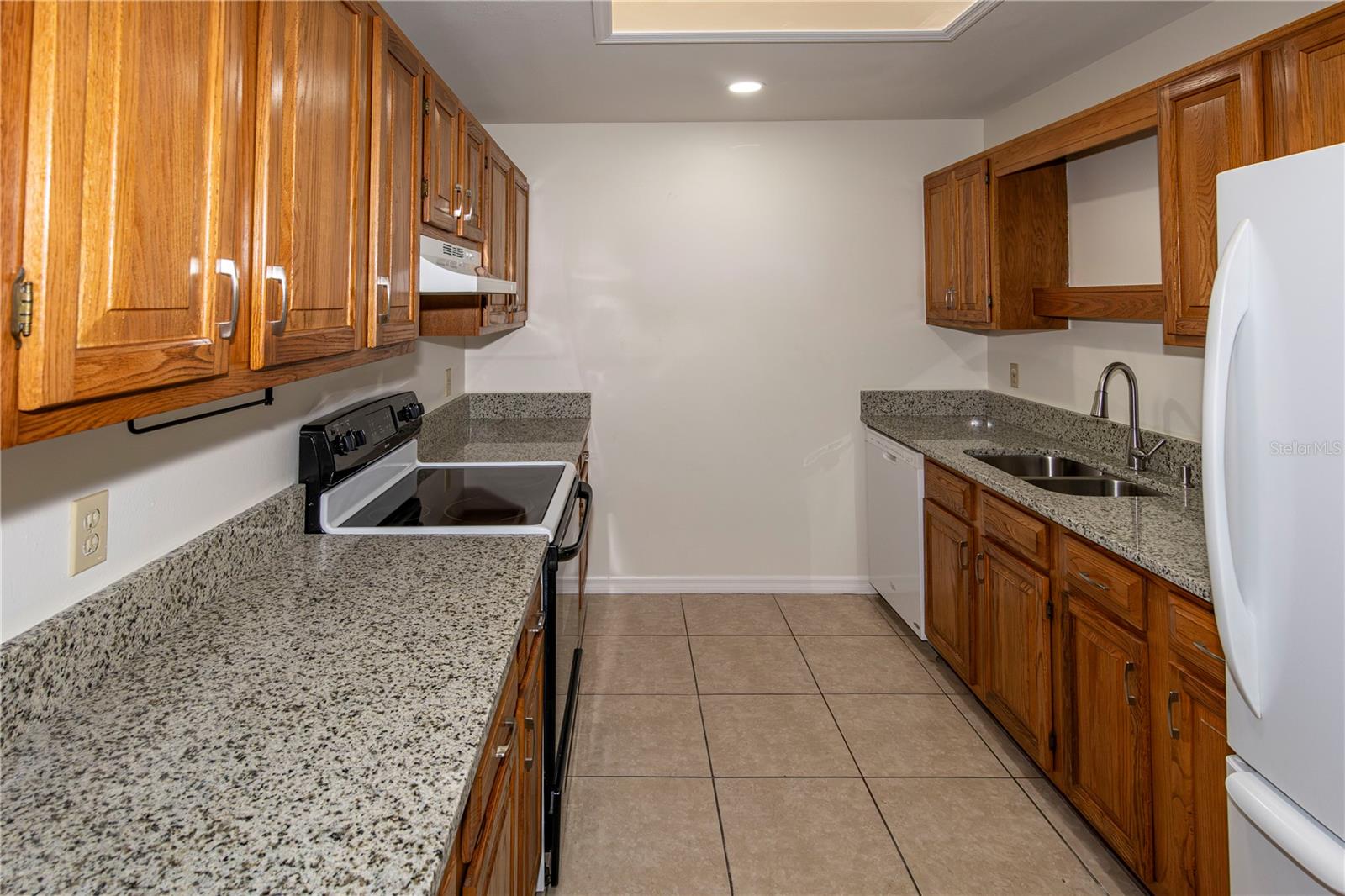 1618 Asher Ln Property Photo 5