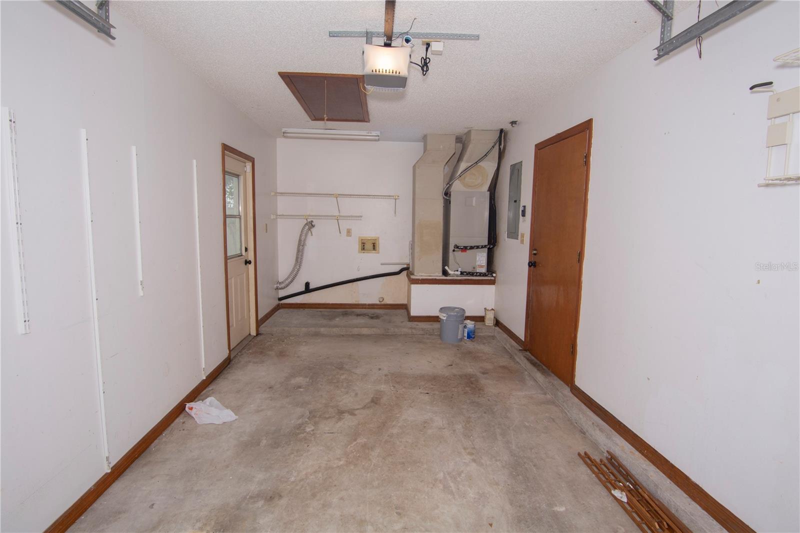 1618 Asher Ln Property Photo 16