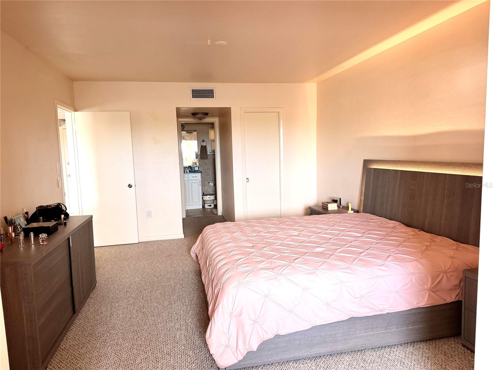 3100 Harbor Blvd #308 Property Photo 17