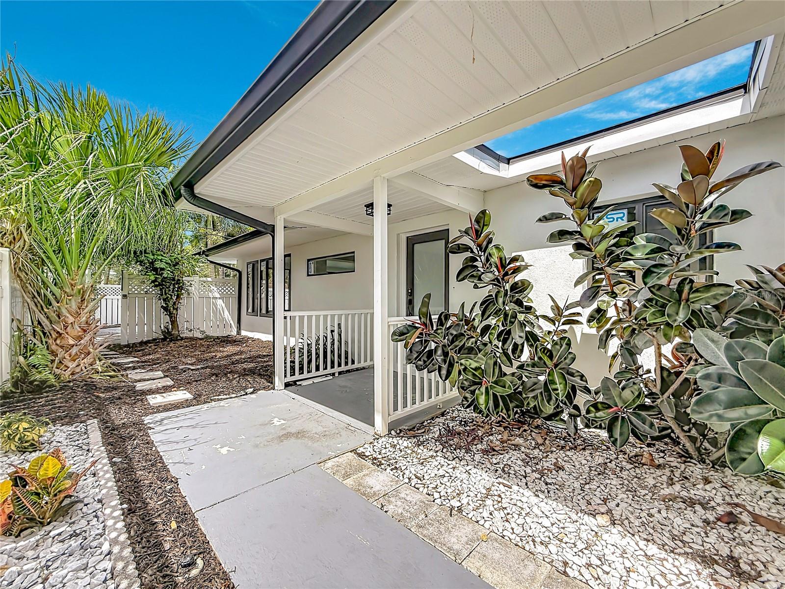 2472 Trade Winds Dr Property Photo 11