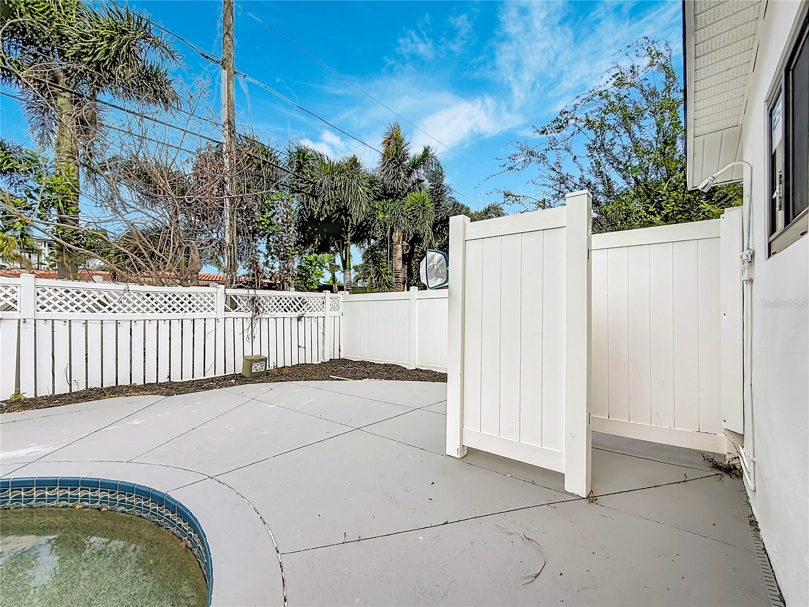 2472 Trade Winds Dr Property Photo 67