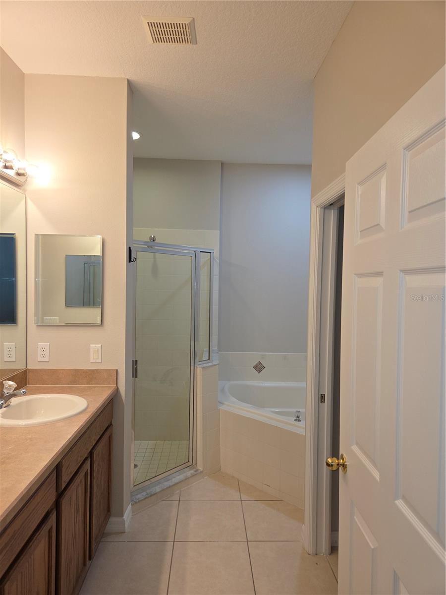 1730 Travertine Ter Property Photo 10