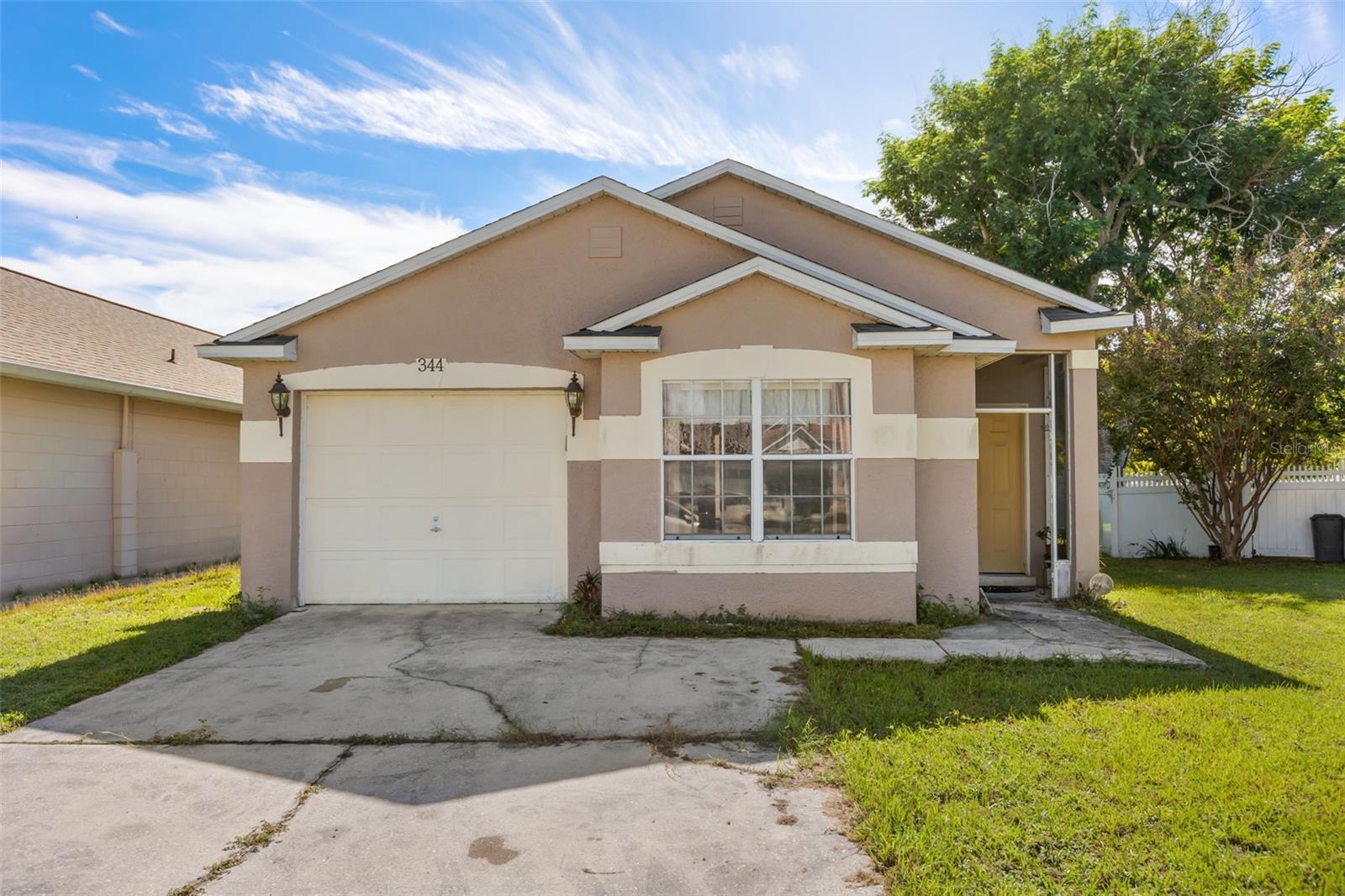 344 Briar Bay Cir Property Photo 2