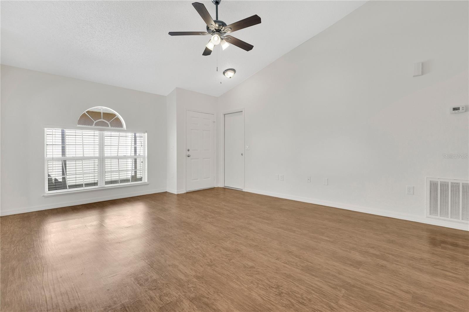 6407 Tabogi Trl Property Photo 5