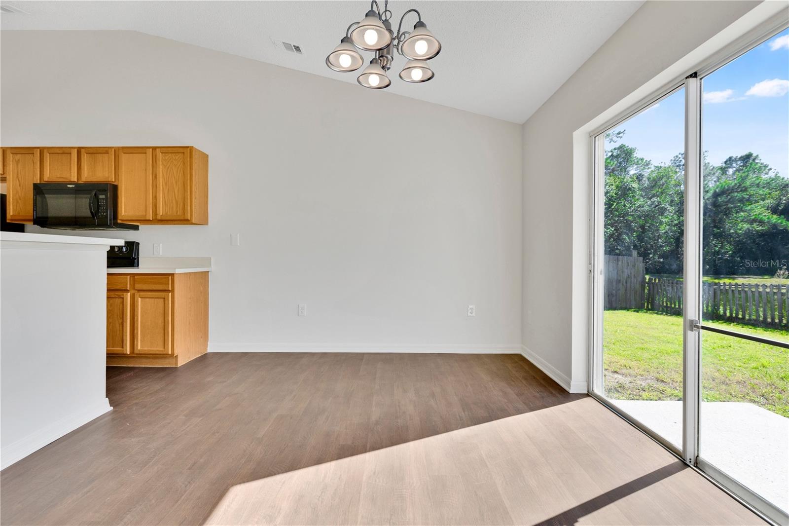 6407 Tabogi Trl Property Photo 8