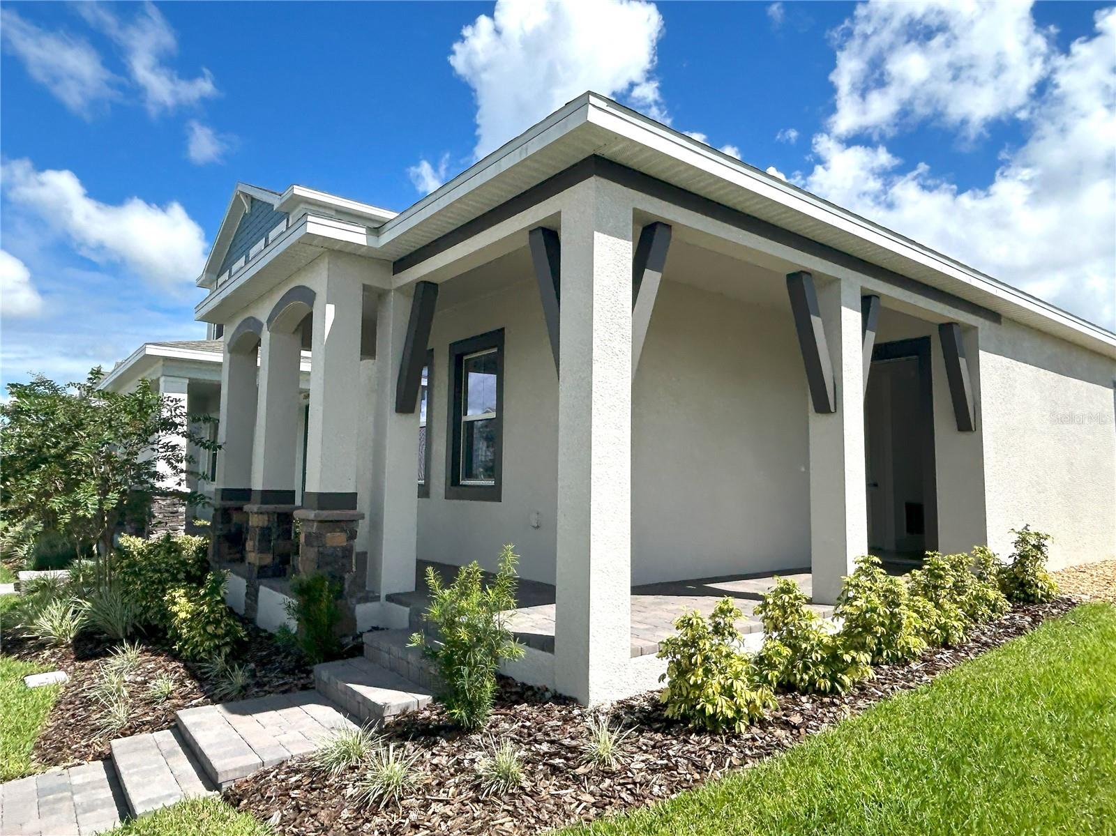 12615 Clear Sapphire Dr Property Photo 3