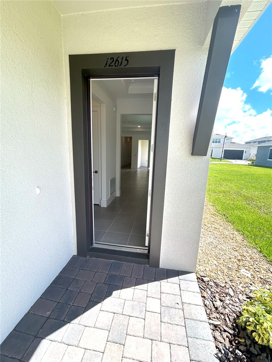 12615 Clear Sapphire Dr Property Photo 4