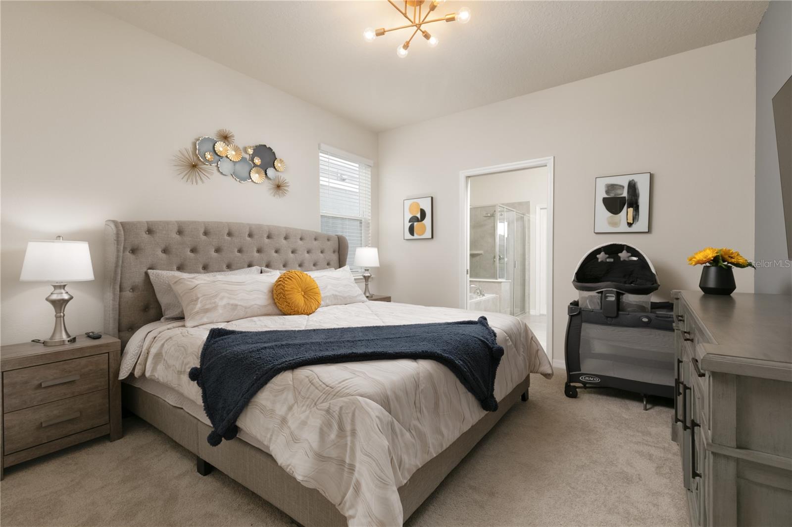 7227 Oakmoss Loop Property Photo 10