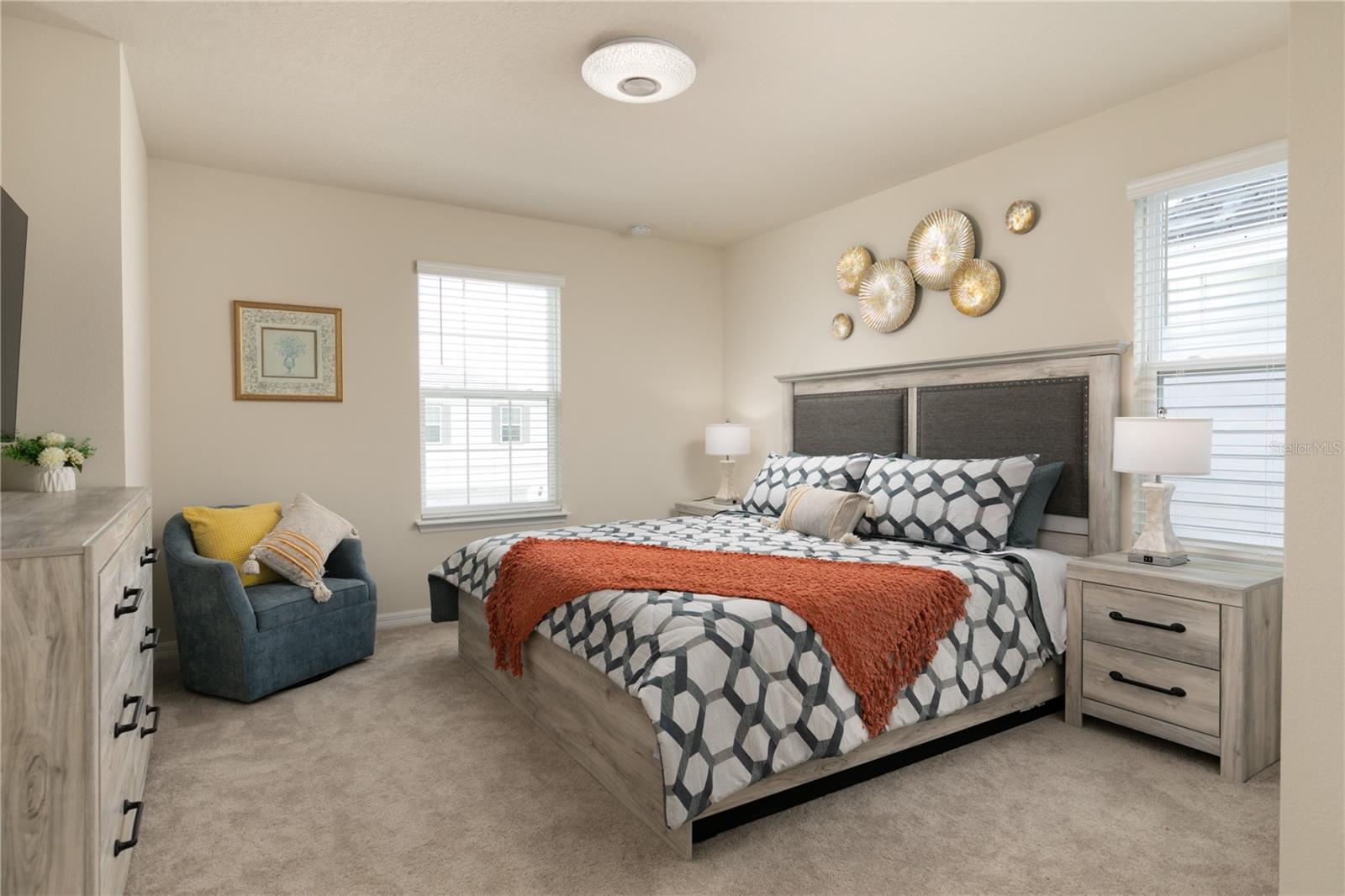 7227 Oakmoss Loop Property Photo 18