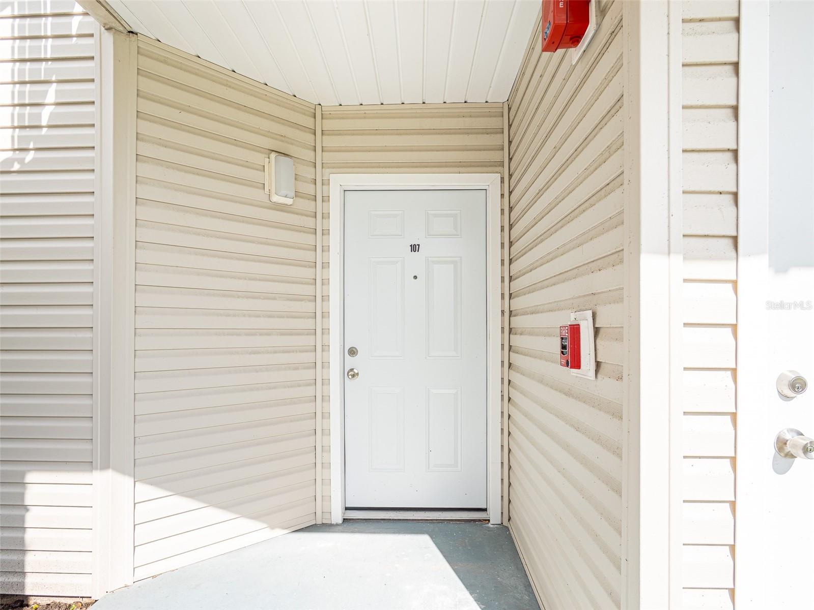 2512 Woodgate Blvd #107 Property Photo 6
