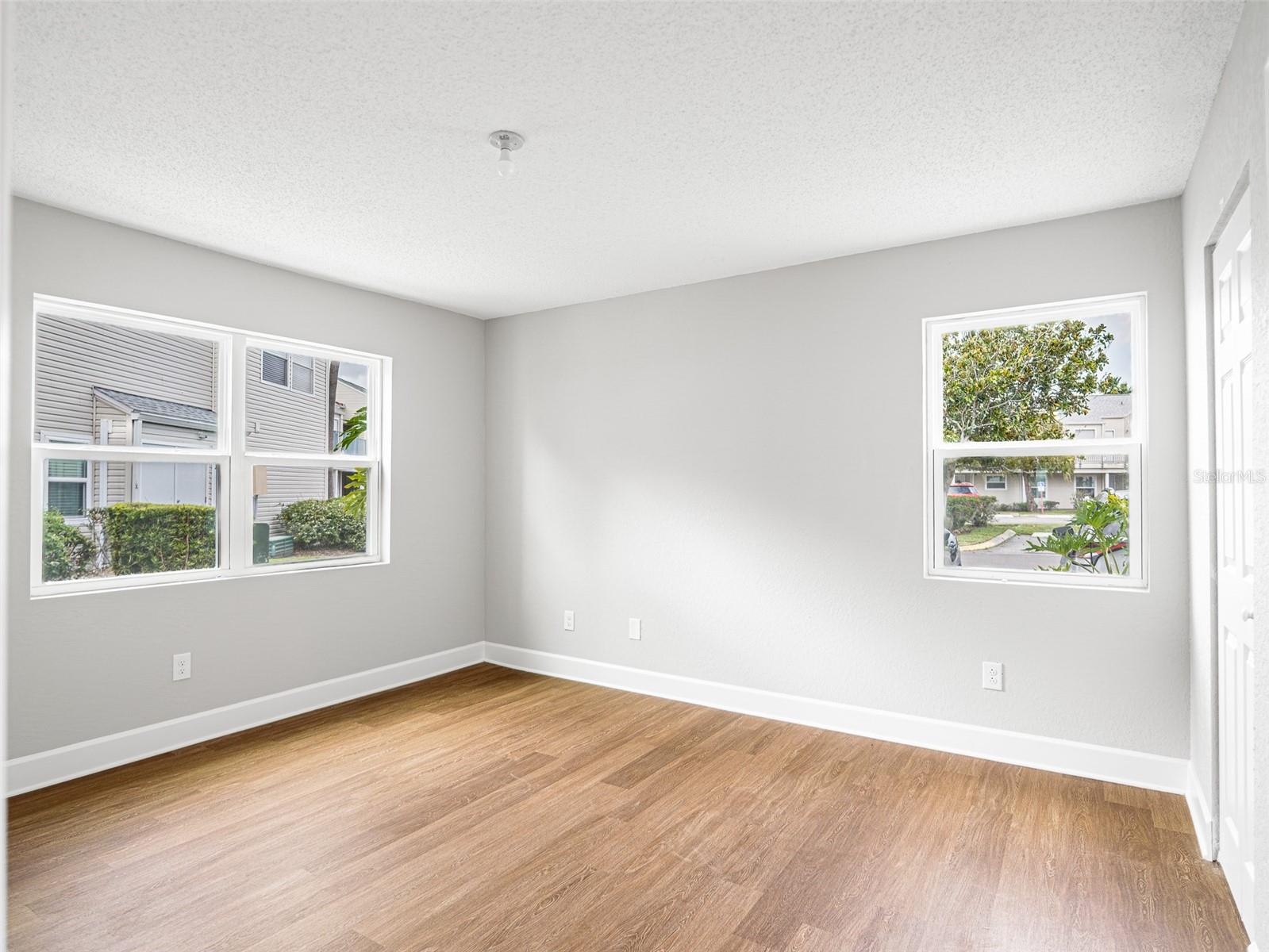 2512 Woodgate Blvd #107 Property Photo 18