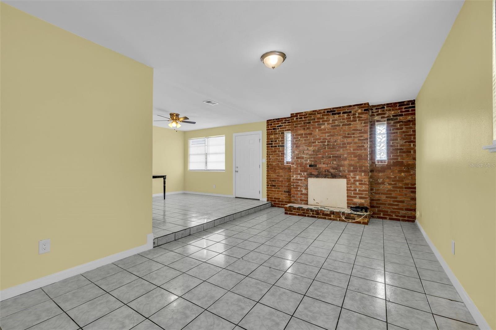1031 Cadillac Dr Property Photo 6