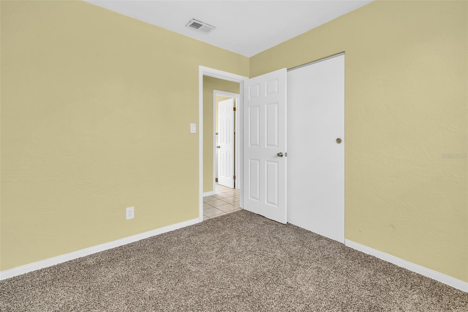 1031 Cadillac Dr Property Photo 12