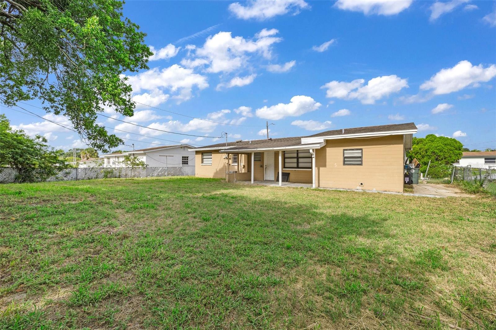 1031 Cadillac Dr Property Photo 16