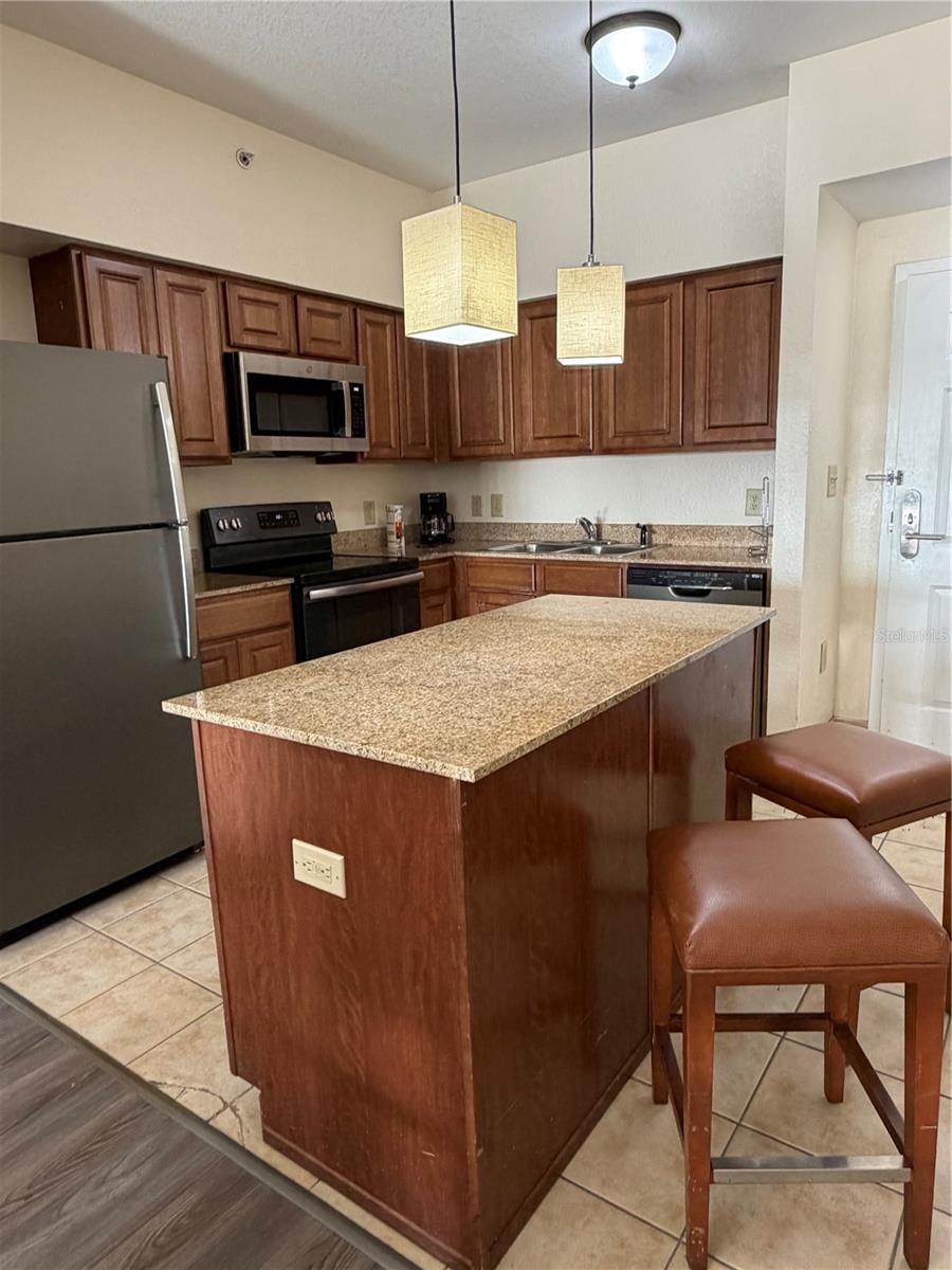 12521 Floridays Resort Dr #302f Property Photo 16