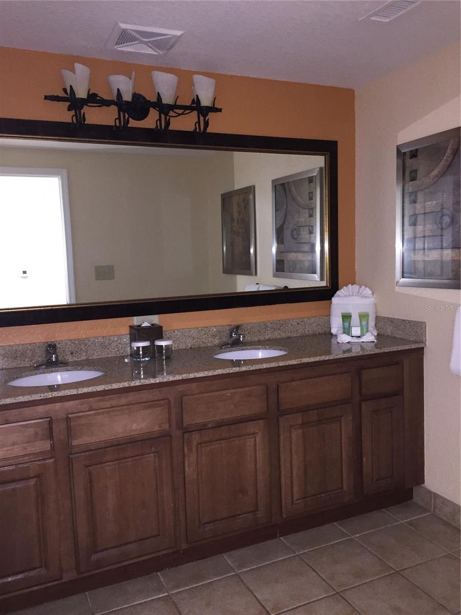 12521 Floridays Resort Dr #302f Property Photo 18