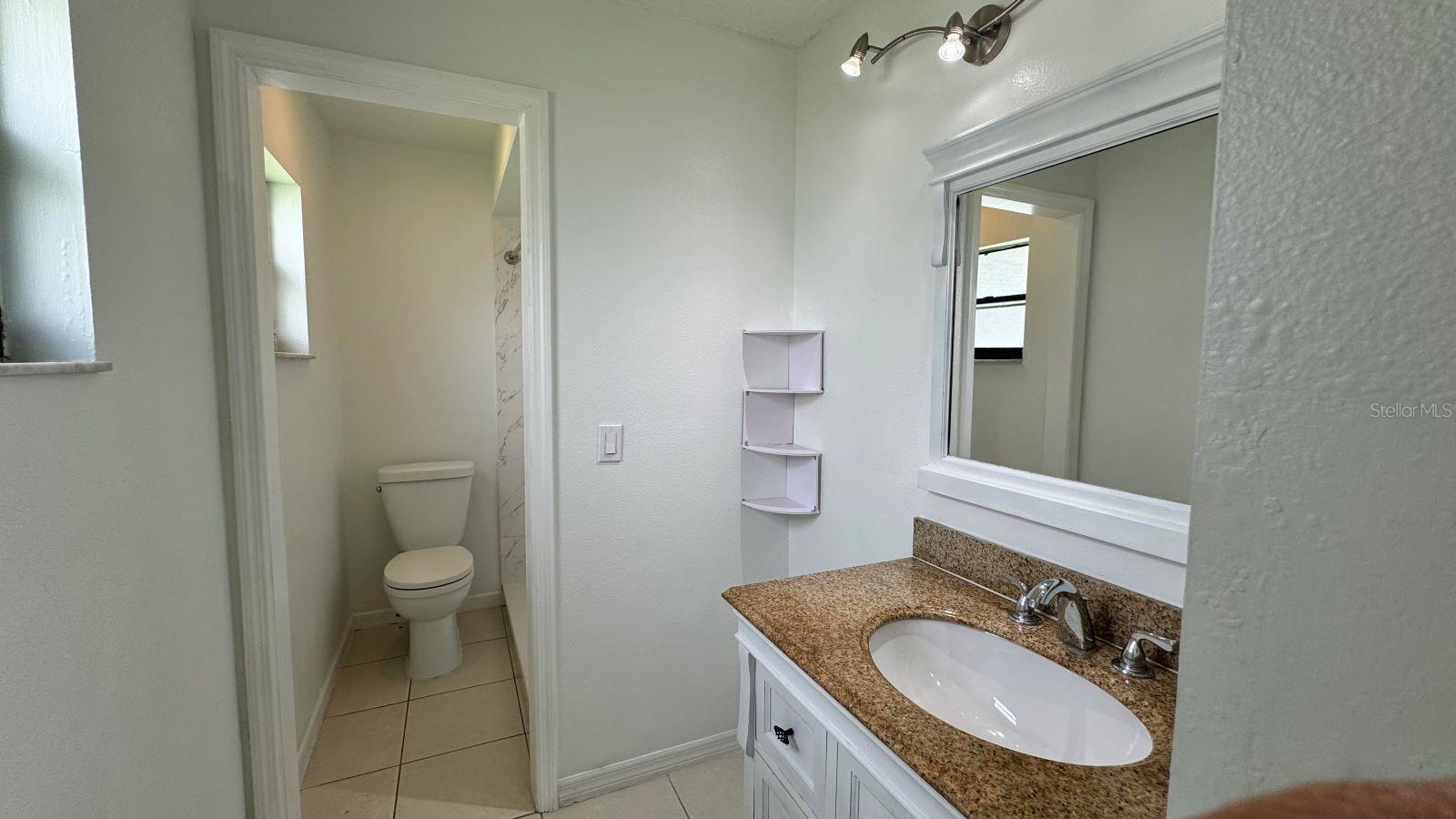 4841 Jamaica Ln Property Photo 6