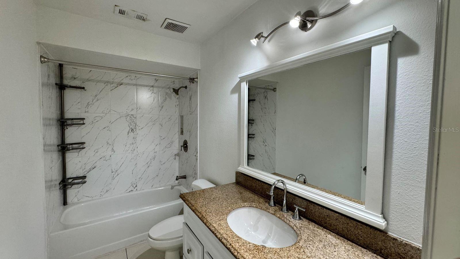 4841 Jamaica Ln Property Photo 8