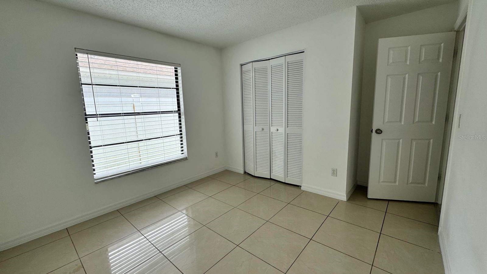 4841 Jamaica Ln Property Photo 9