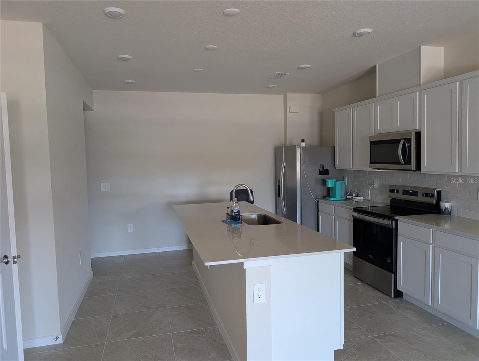 2031 Tohoqua Blvd Property Photo 3