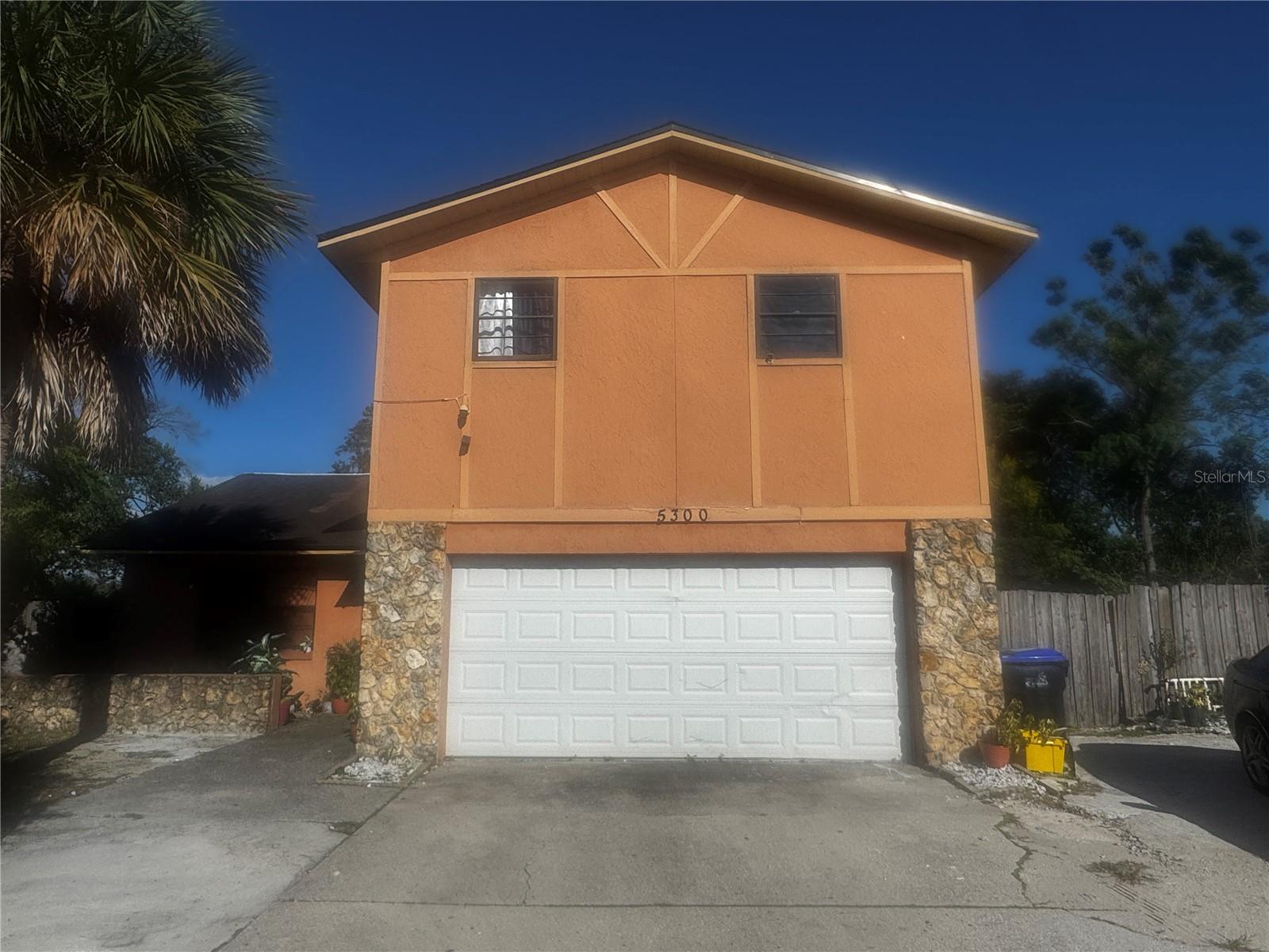 5300 FERNHILL CT Property Photo 1