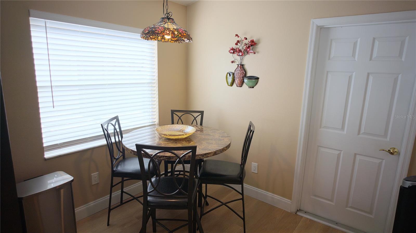 2135 Cobblefield Cir Property Photo 8