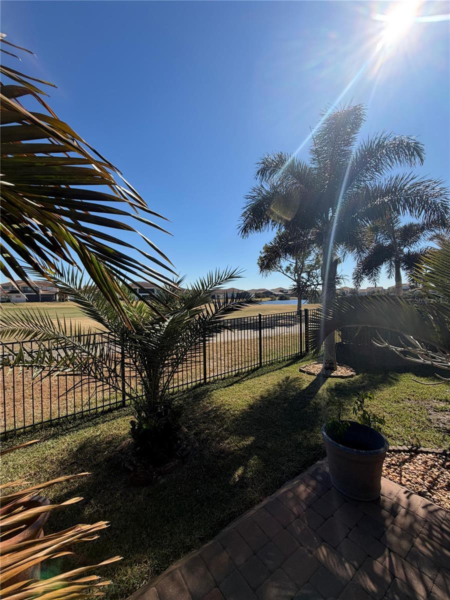 13183 Woodford St Property Photo 4