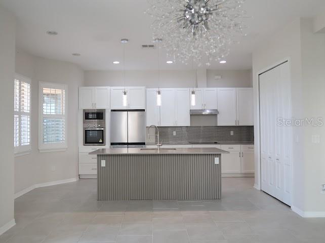 13183 Woodford St Property Photo 34