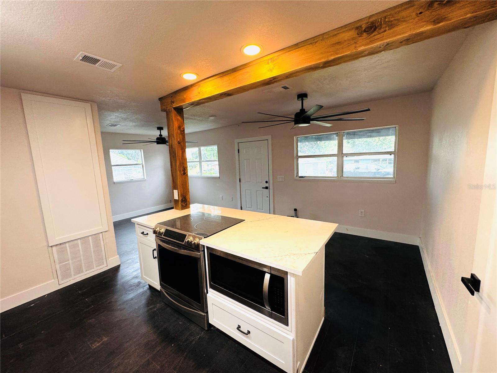 1222 Avenue M Property Photo 3