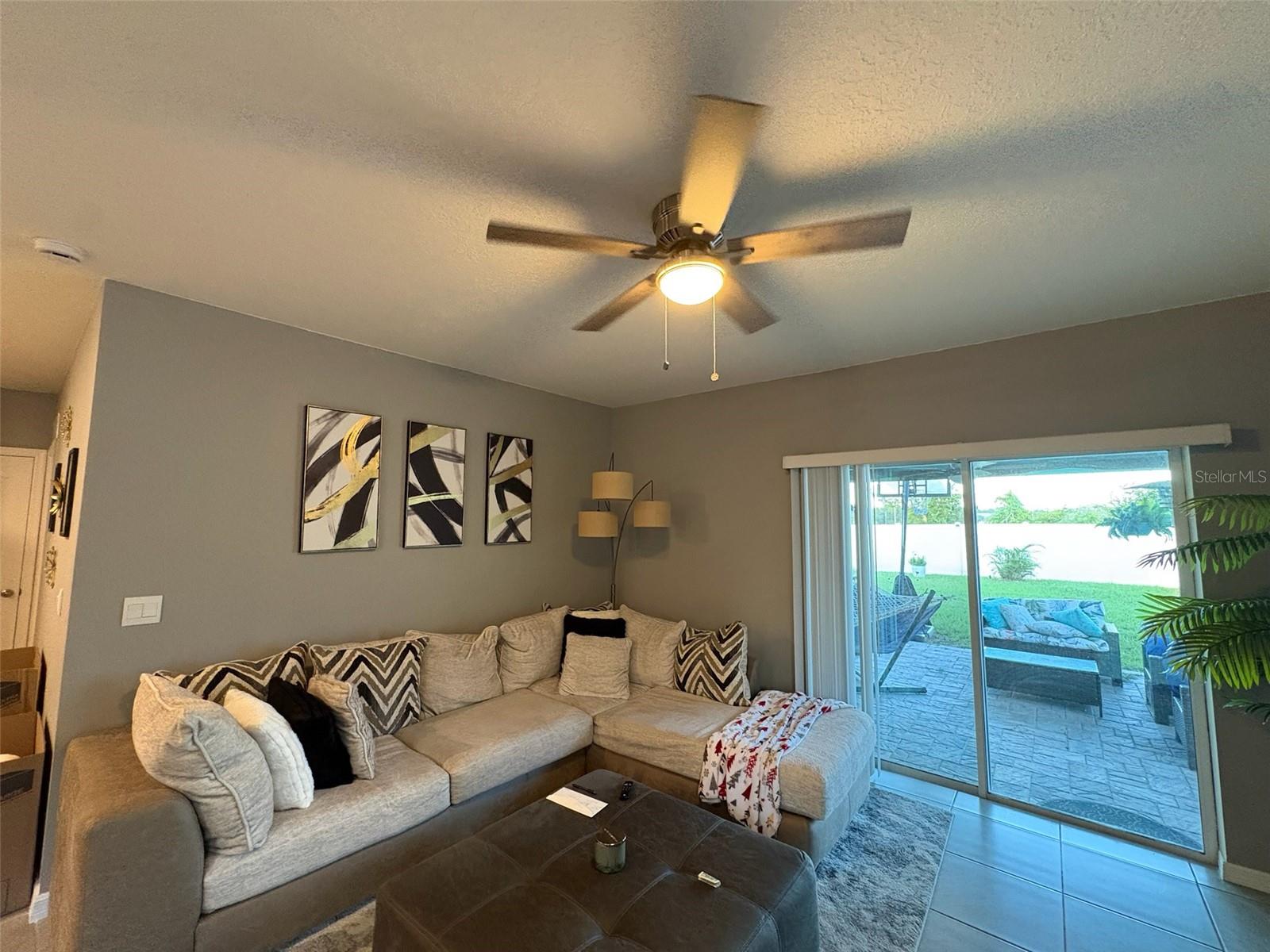 928 August Sky Dr Property Photo 4