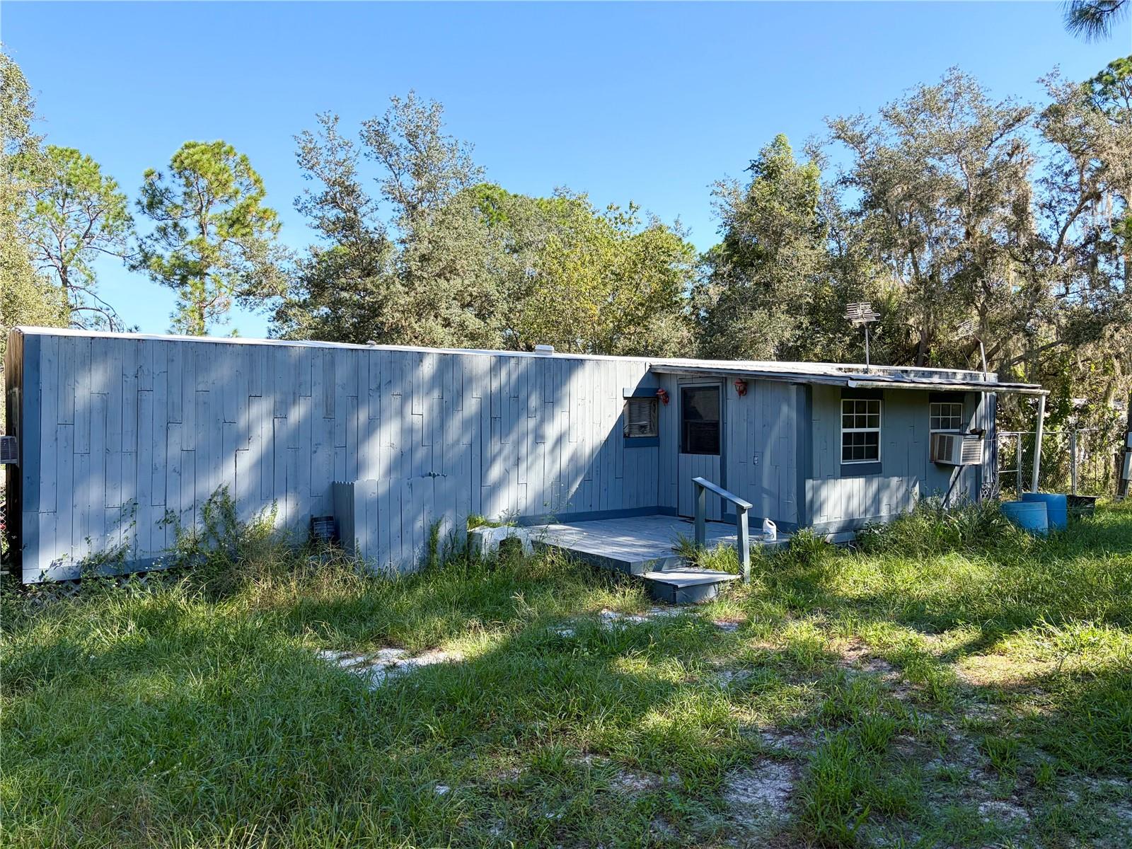 42019 St Claire Lake Dr Property Photo 1