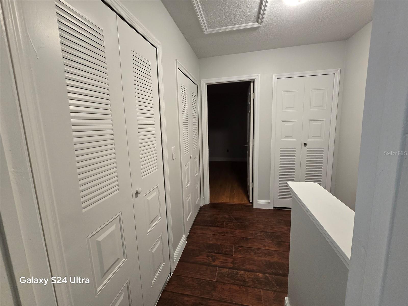 O6445201 Property Photo 18