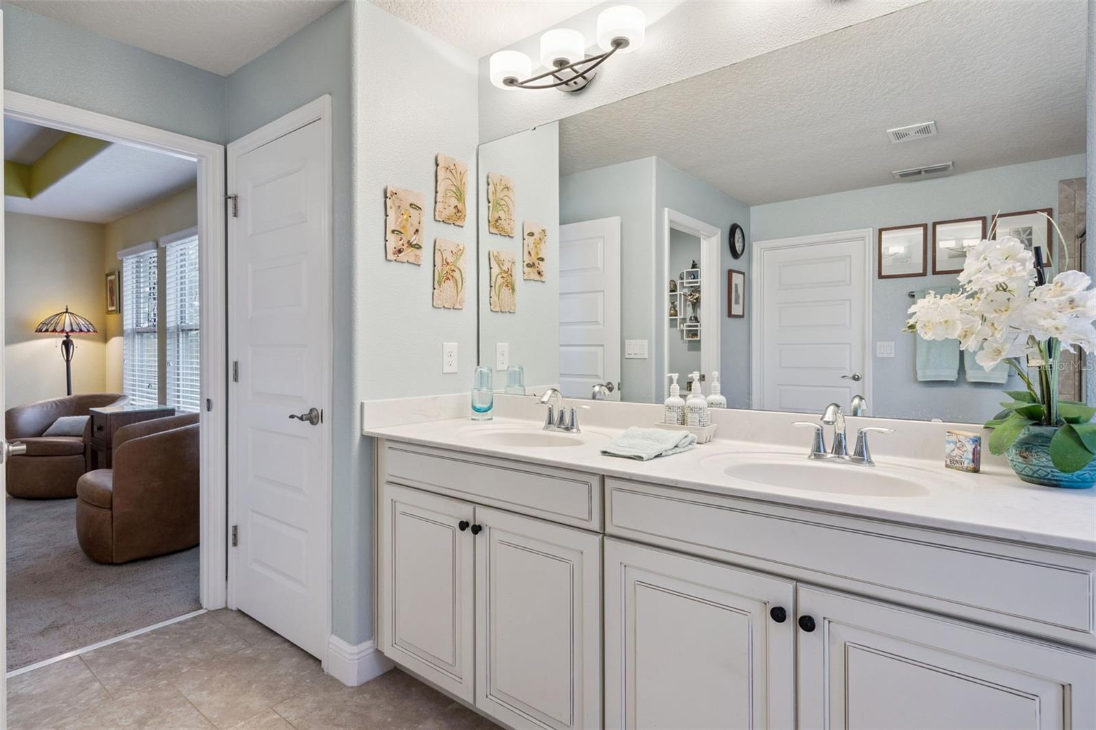 15562 Waterleigh Cove Dr Property Photo 34