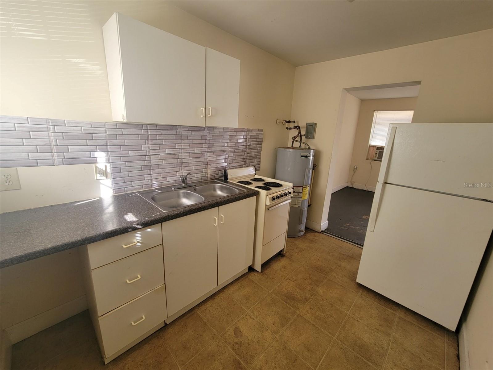 455 Pursley Street #a8 Property Photo 2