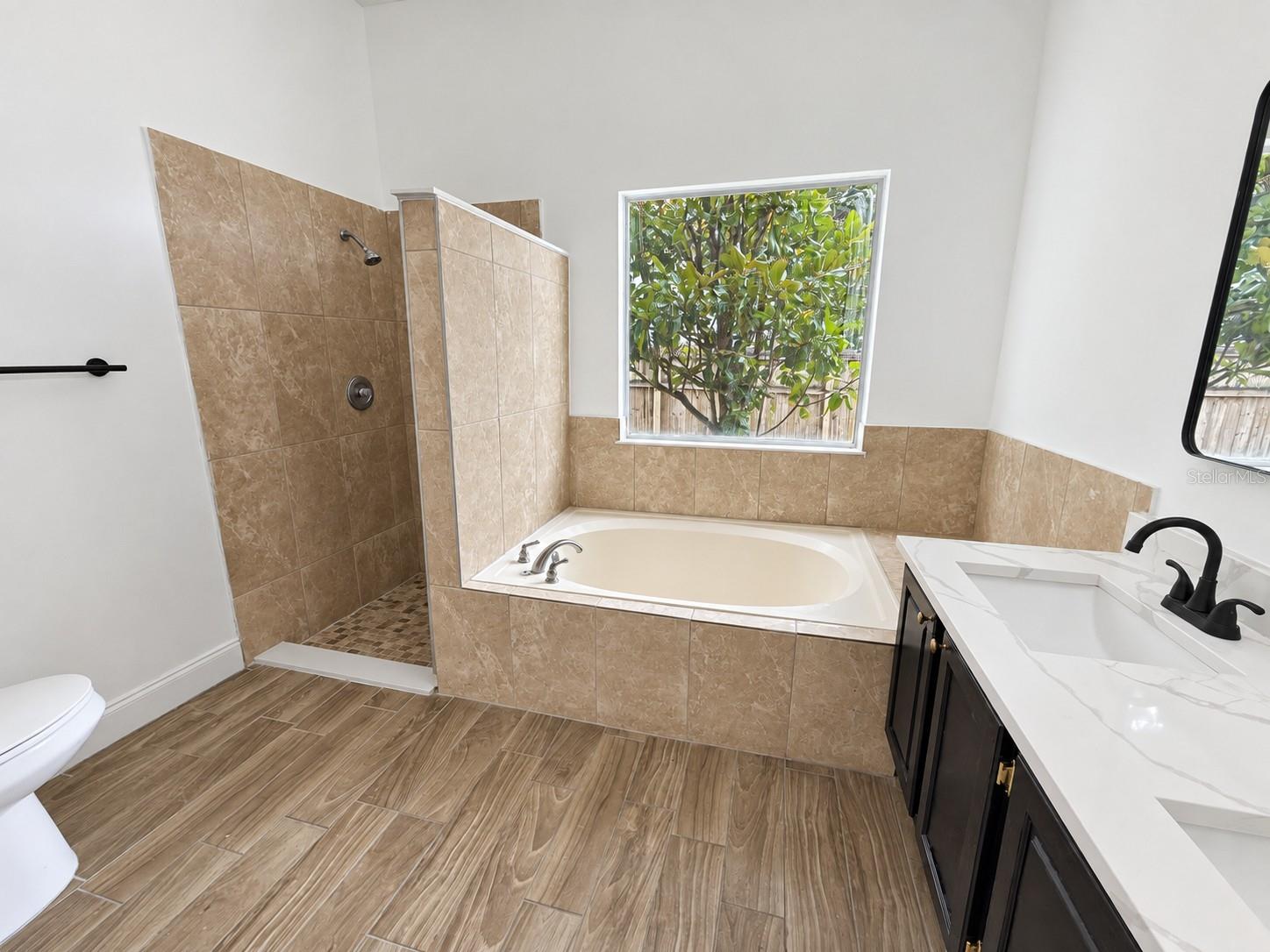 6838 Merganser Dr Property Photo 18