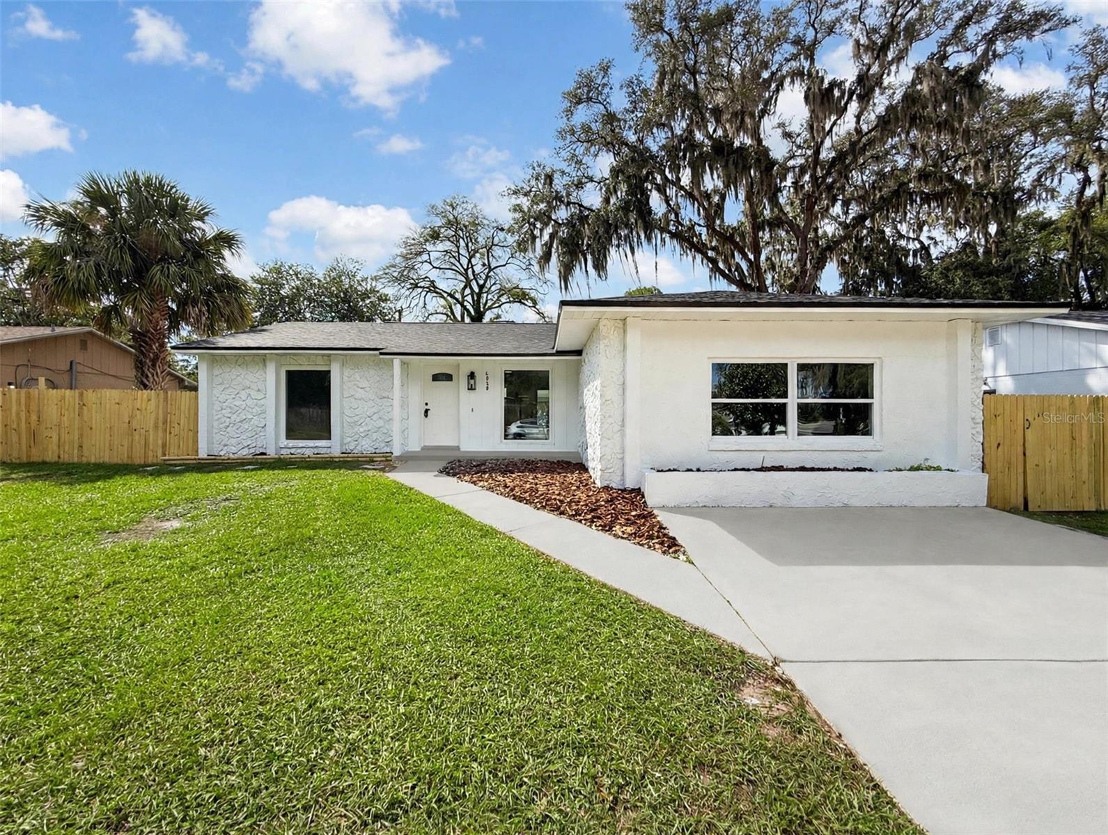 4058 Luan Dr Property Photo 1