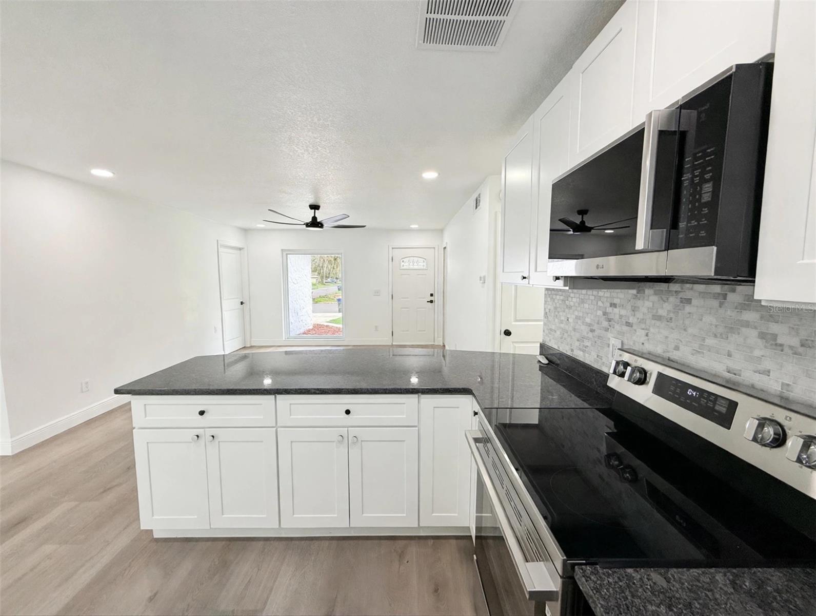 4058 Luan Dr Property Photo 14