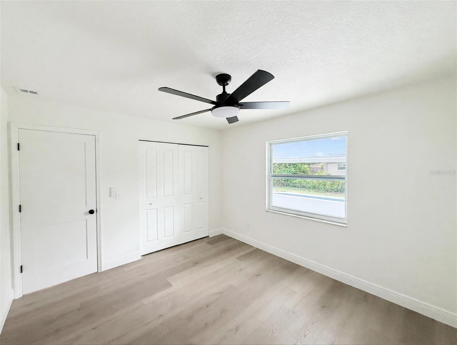 4058 Luan Dr Property Photo 32